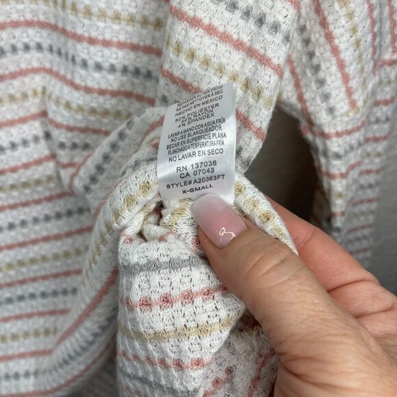 PAPER Crane Thermal Waffle Knit‎ Top - Picture 7 of 7